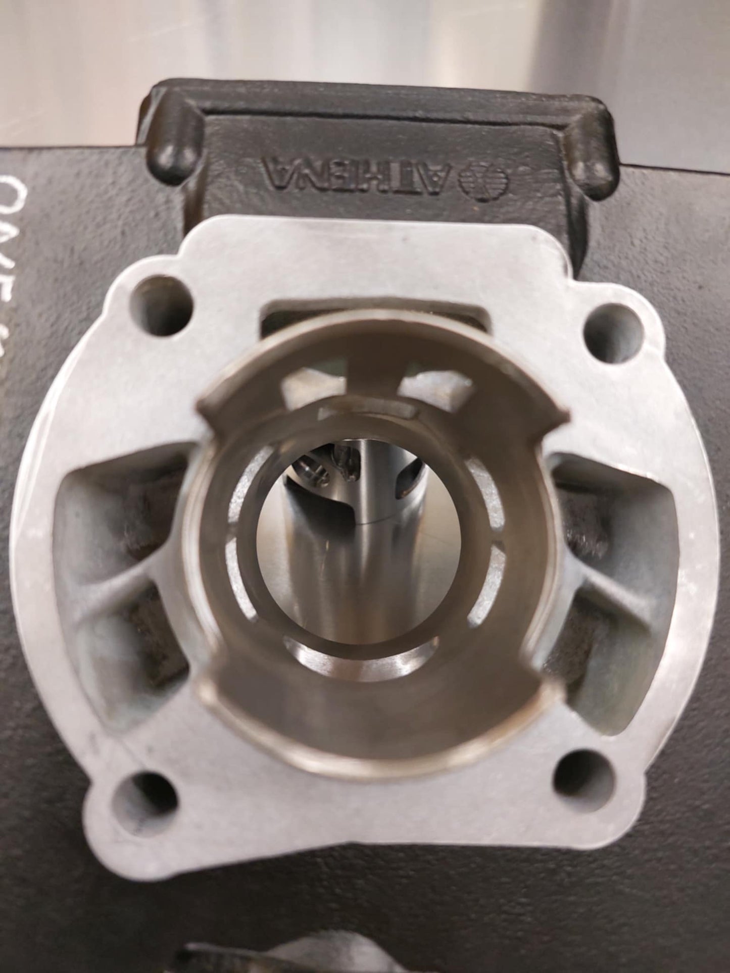 Sylinderporting One Kick Norway Athena 70