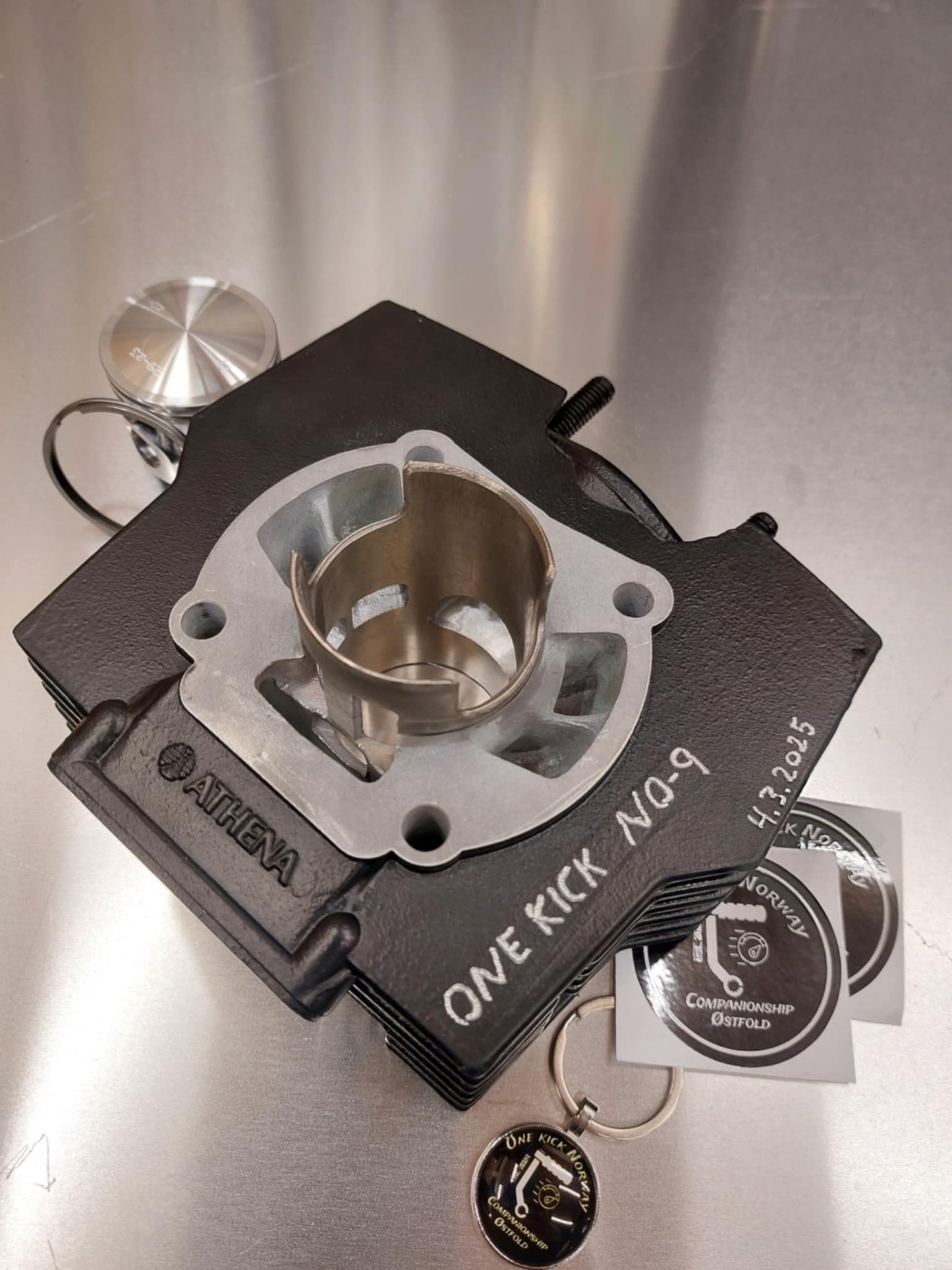 Sylinderporting One Kick Norway Athena 70