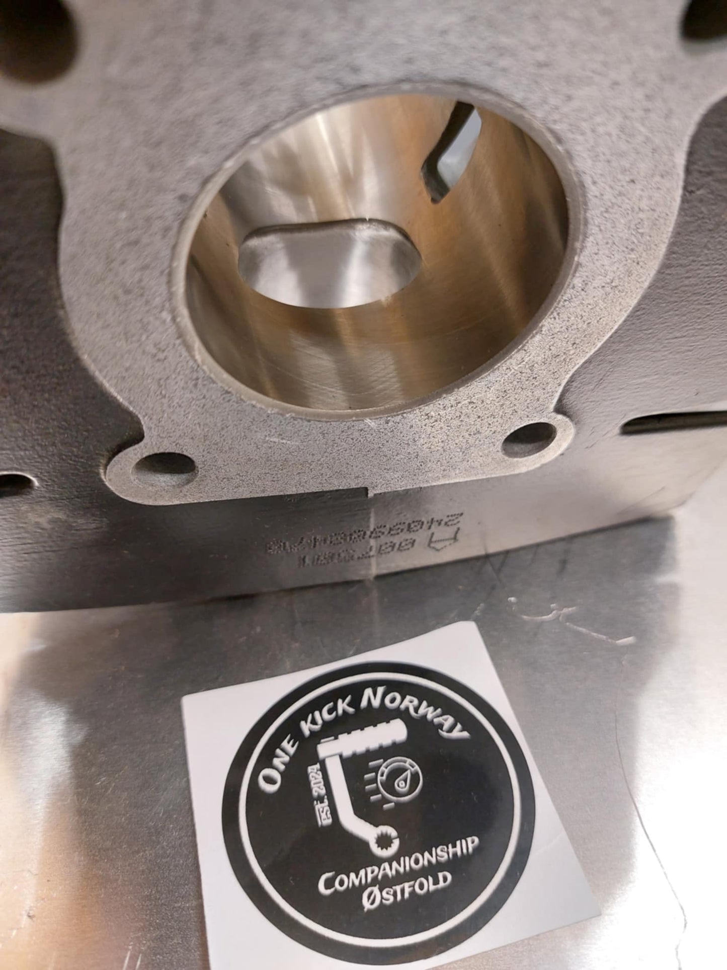 Sylinderporting One Kick Norway Athena 70