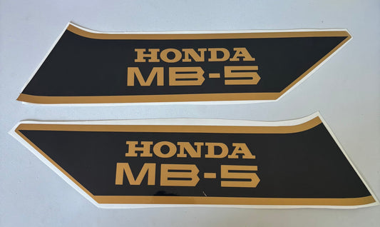 Tankdekal svart/gull MB5